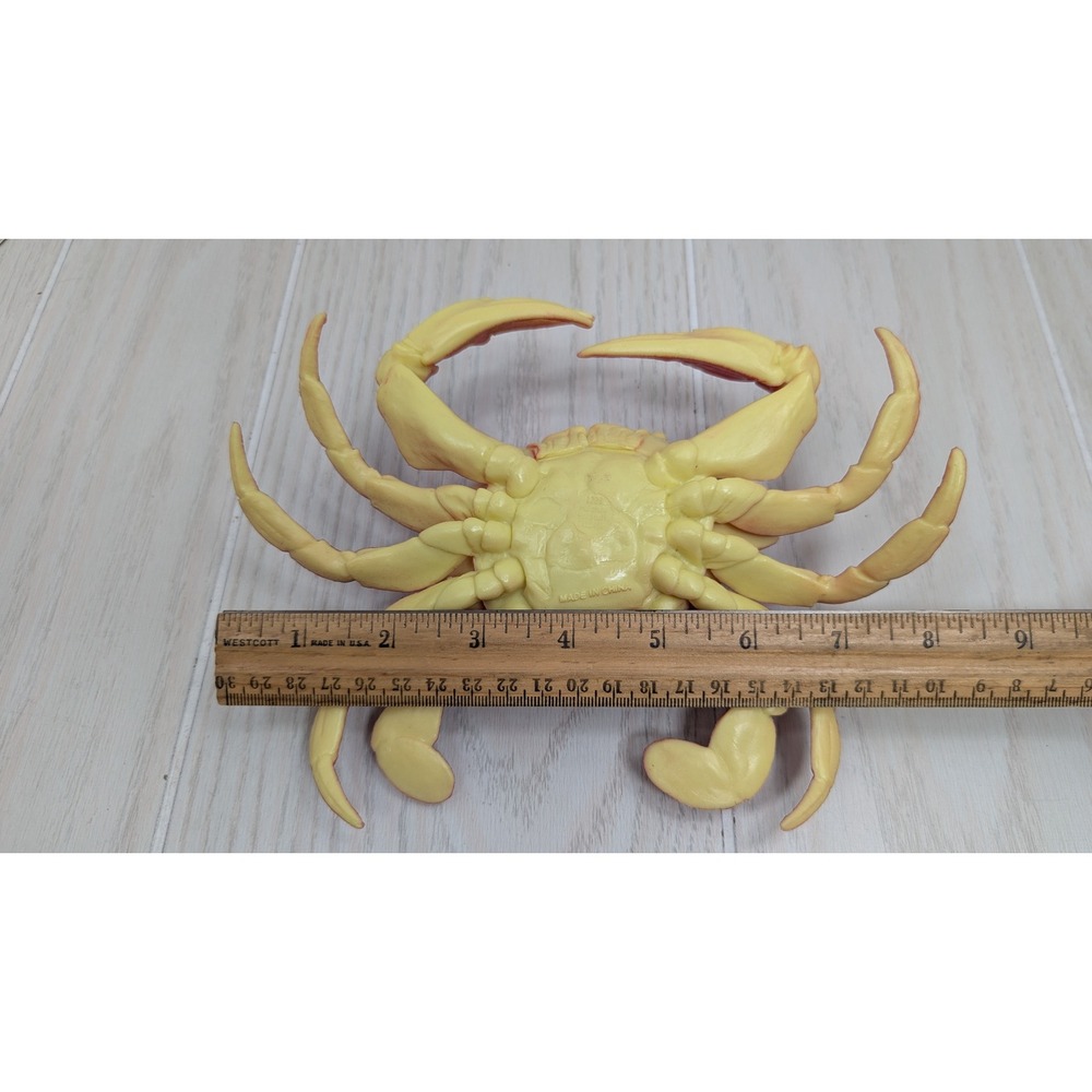 Hui Zhou‎ Fun Stuff Crab Toy Figure Red Nautical Marine Life Animal Decor - Picture 3 of 7